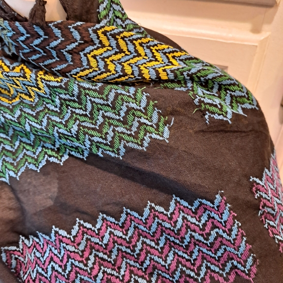 Hirbawi Original Of Palenstine Keffiyeh Multicolor Zigzag Pattern Scarf Wrap - Picture 6 of 7